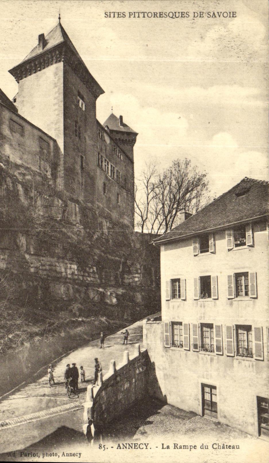 Annecy - La Rampe du Château — Sites pittoresques de Savoie, série 85, éditeur Ad Pariot, Annecy