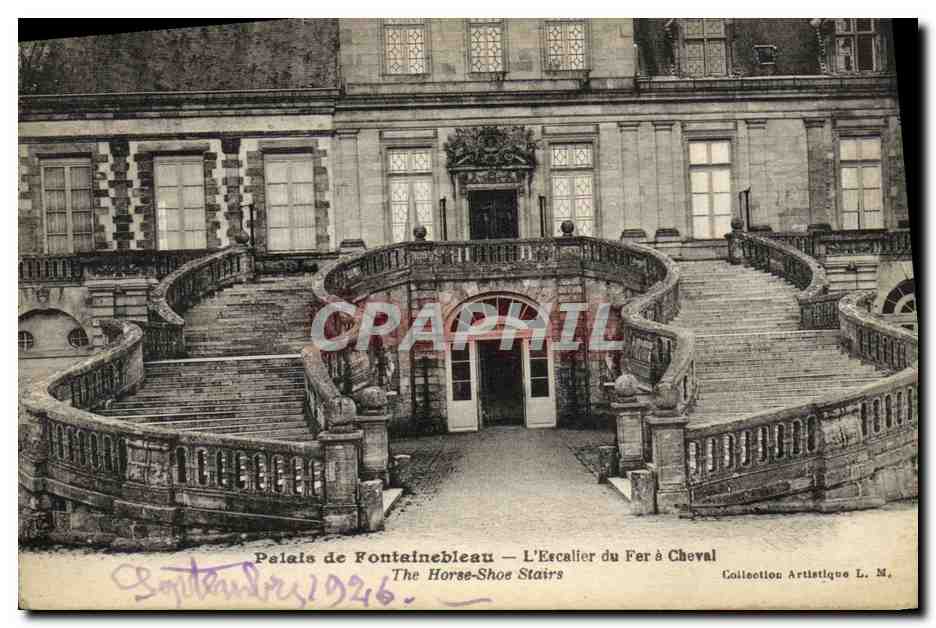 Palacio de Fontainebleau — La escalera del caballo — Colección Artística L. M.