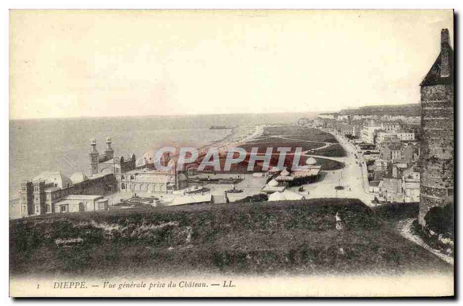 CPA Dieppe Vue Generale prise du Chateau