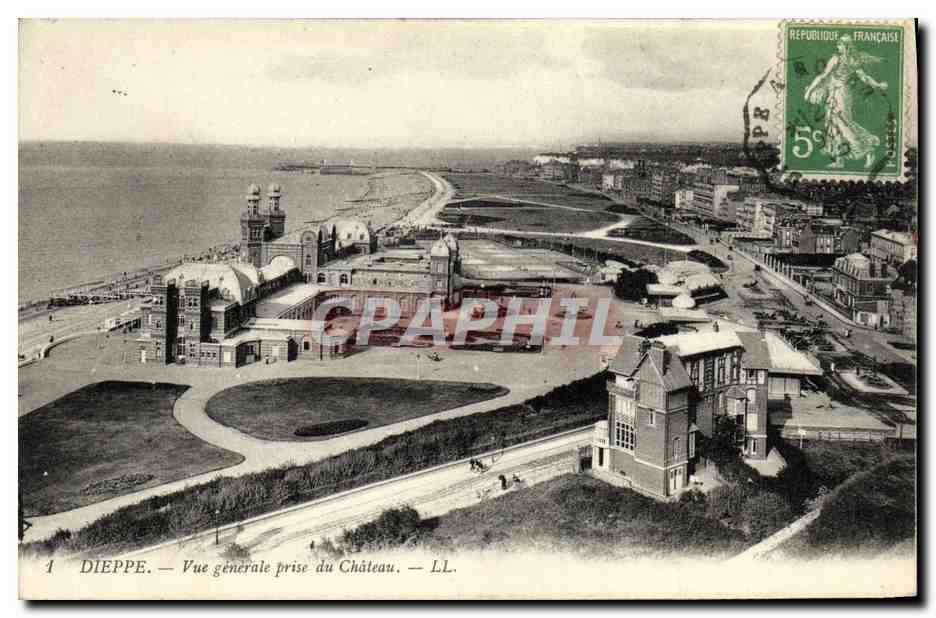 CPA Dieppe Vue Generale prise du Chateau