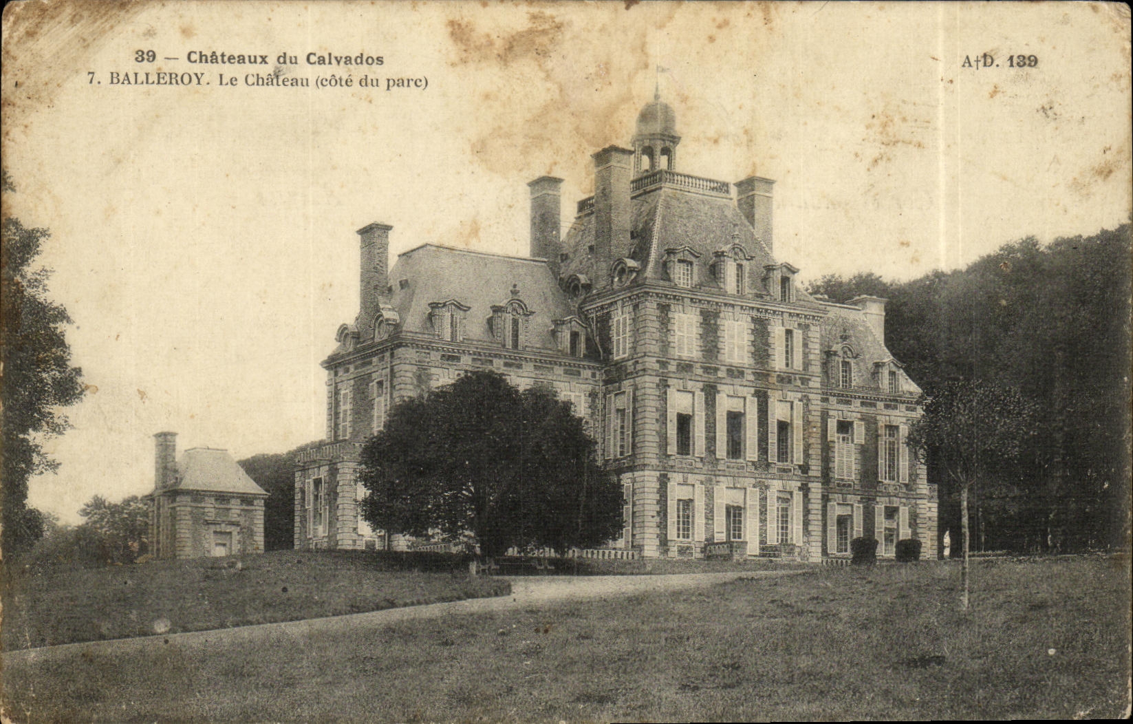 CPA Balleroy Le Chateau Cote du parc