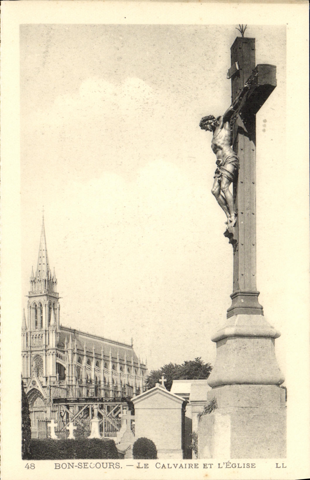 CPA Bon Secours Le Calvaire Et l Eglise 