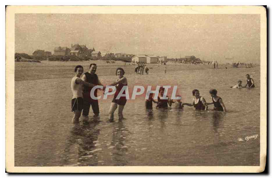 CPA Franceville Plage La Plage a L heure du Bain 
