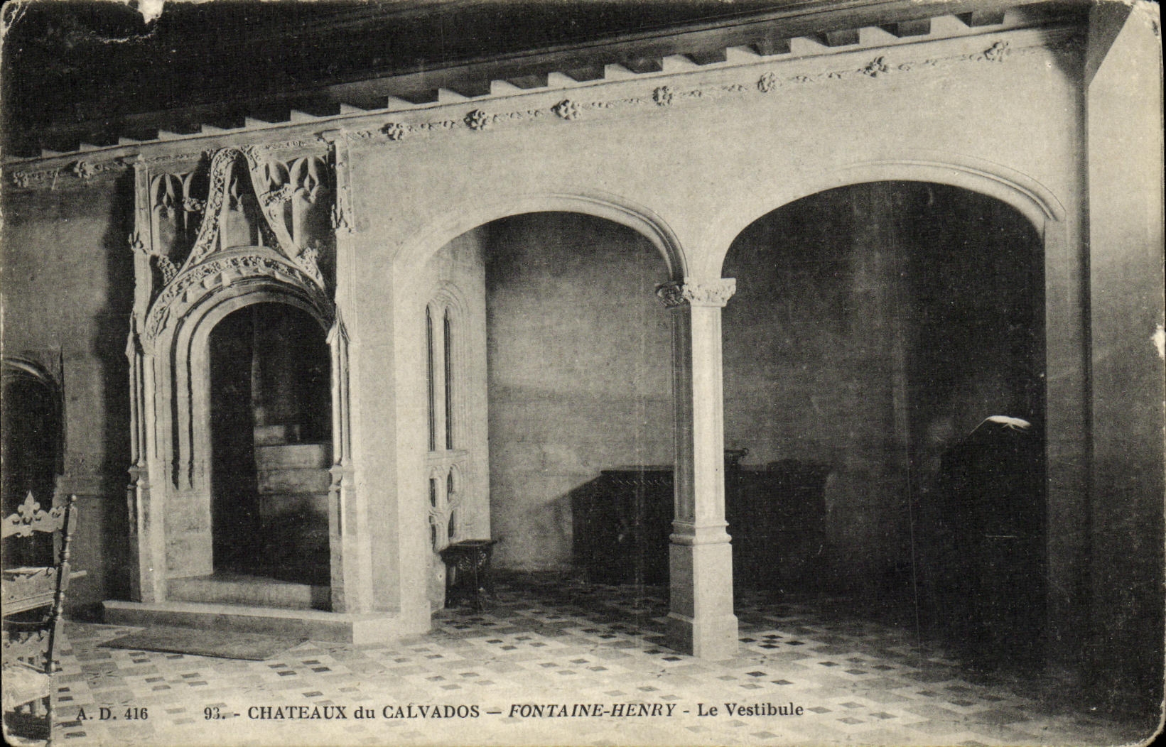 CPA Chateaux Du Calvados Fontaine Henry Le Vestibule