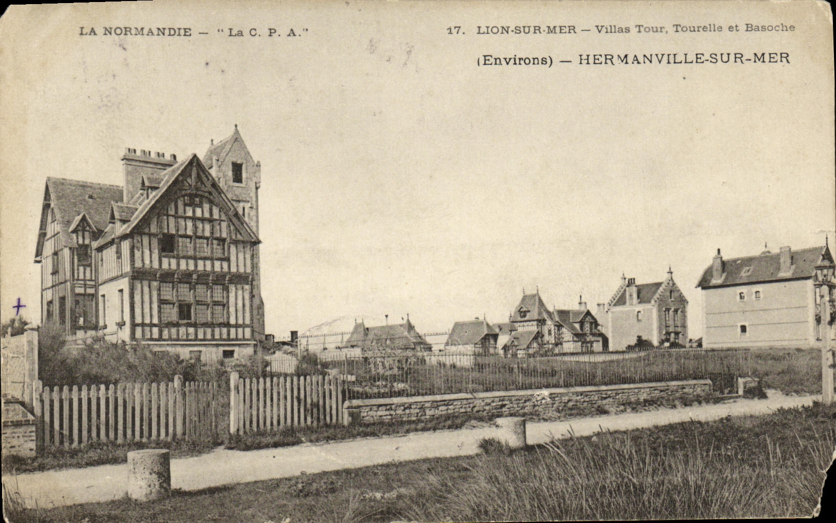 Lion-sur-Mer — Villas Tour, Tourelle et Bascôche — La C.P.A.