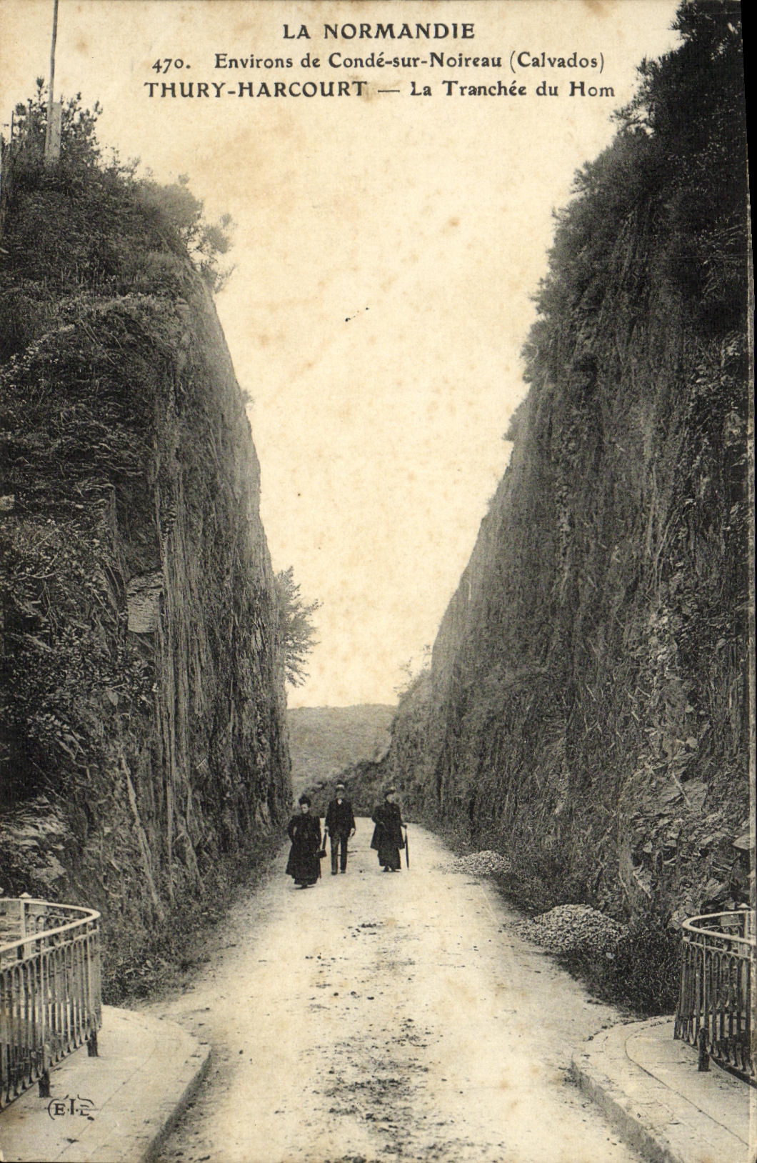 CPA Environs De Conde Sur Noireau Thury Harcourt La Tranchee Du Hom 
