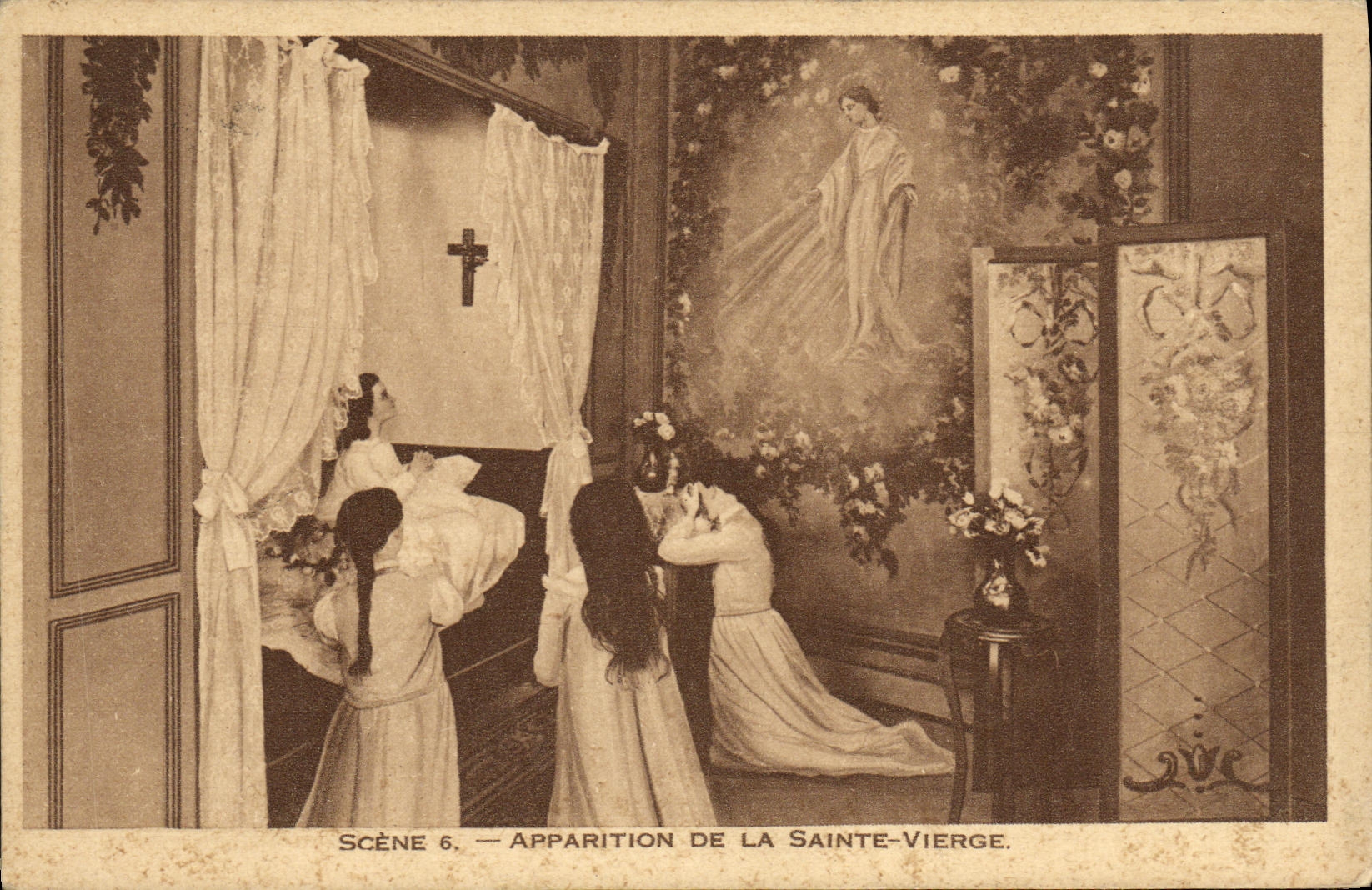 CPA Apparition De La Sainte Vierge Lisieux Diorama