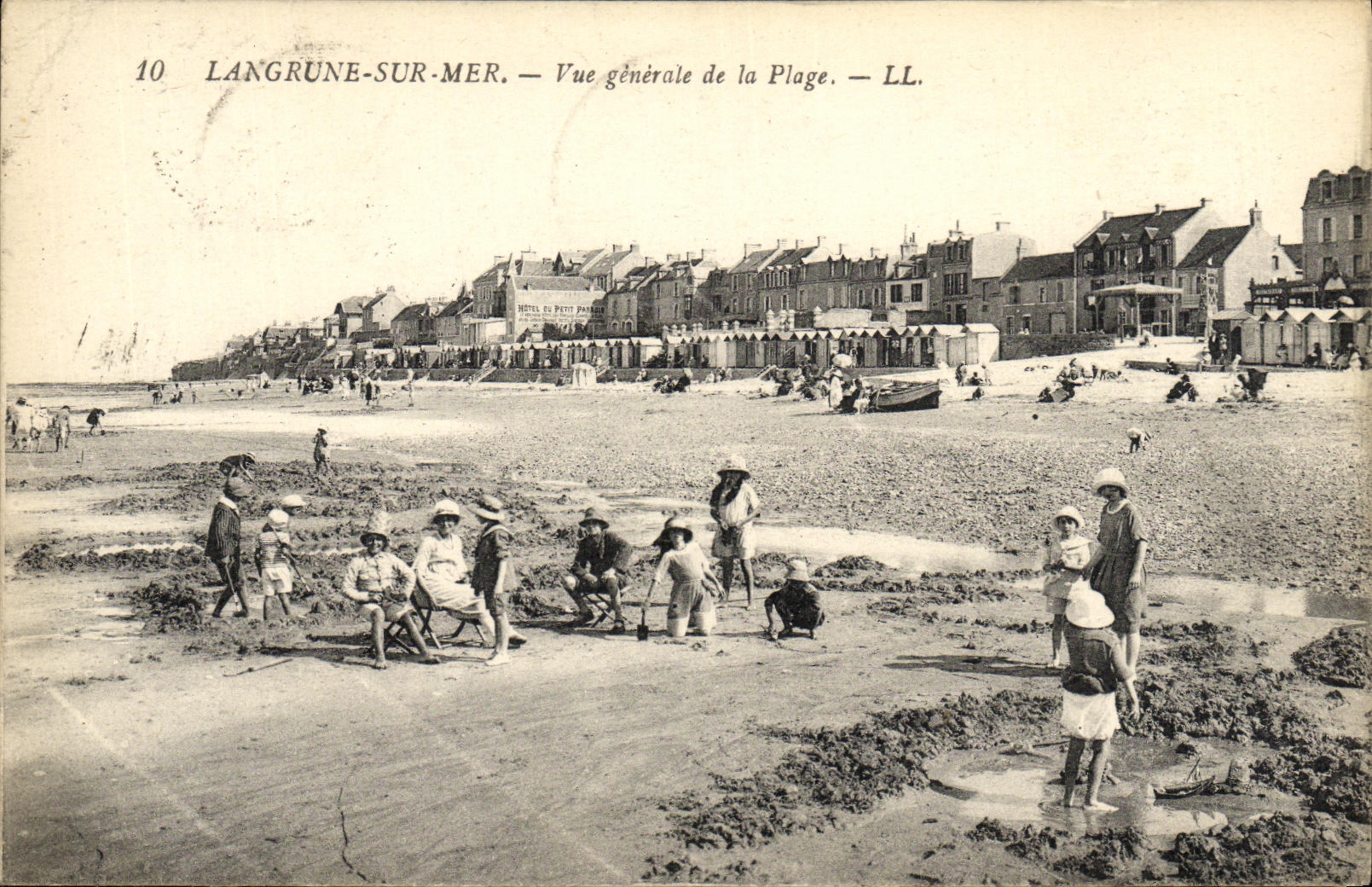 CPA Langrune Sur Mer Vue Generale de la Plage 
