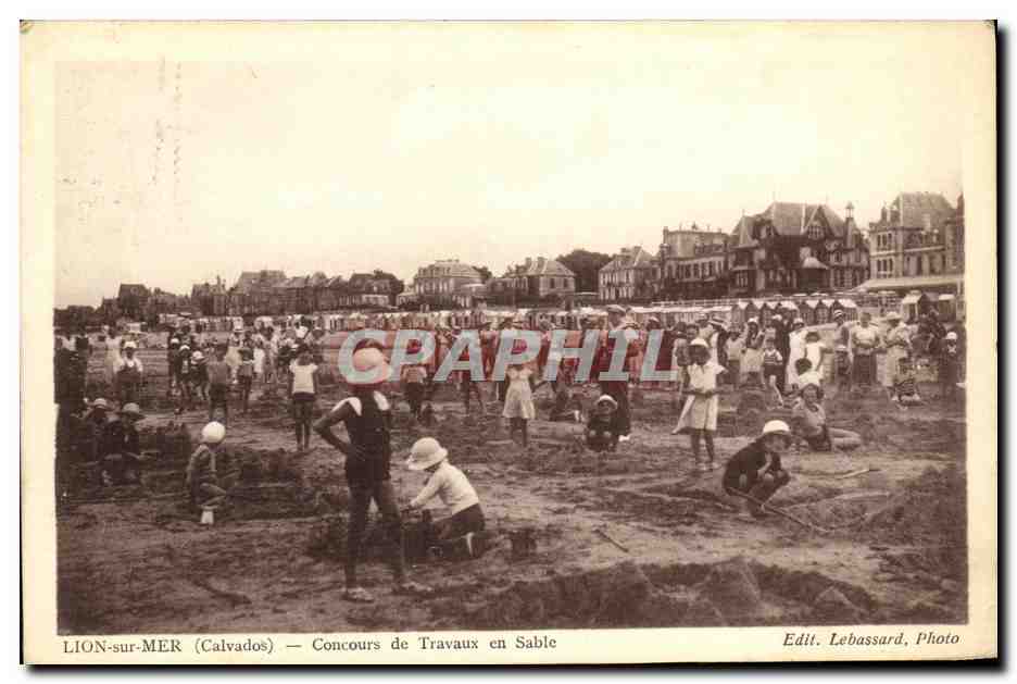 CPA Lion Sur Mer Concours de Travaux En Sable Enfants