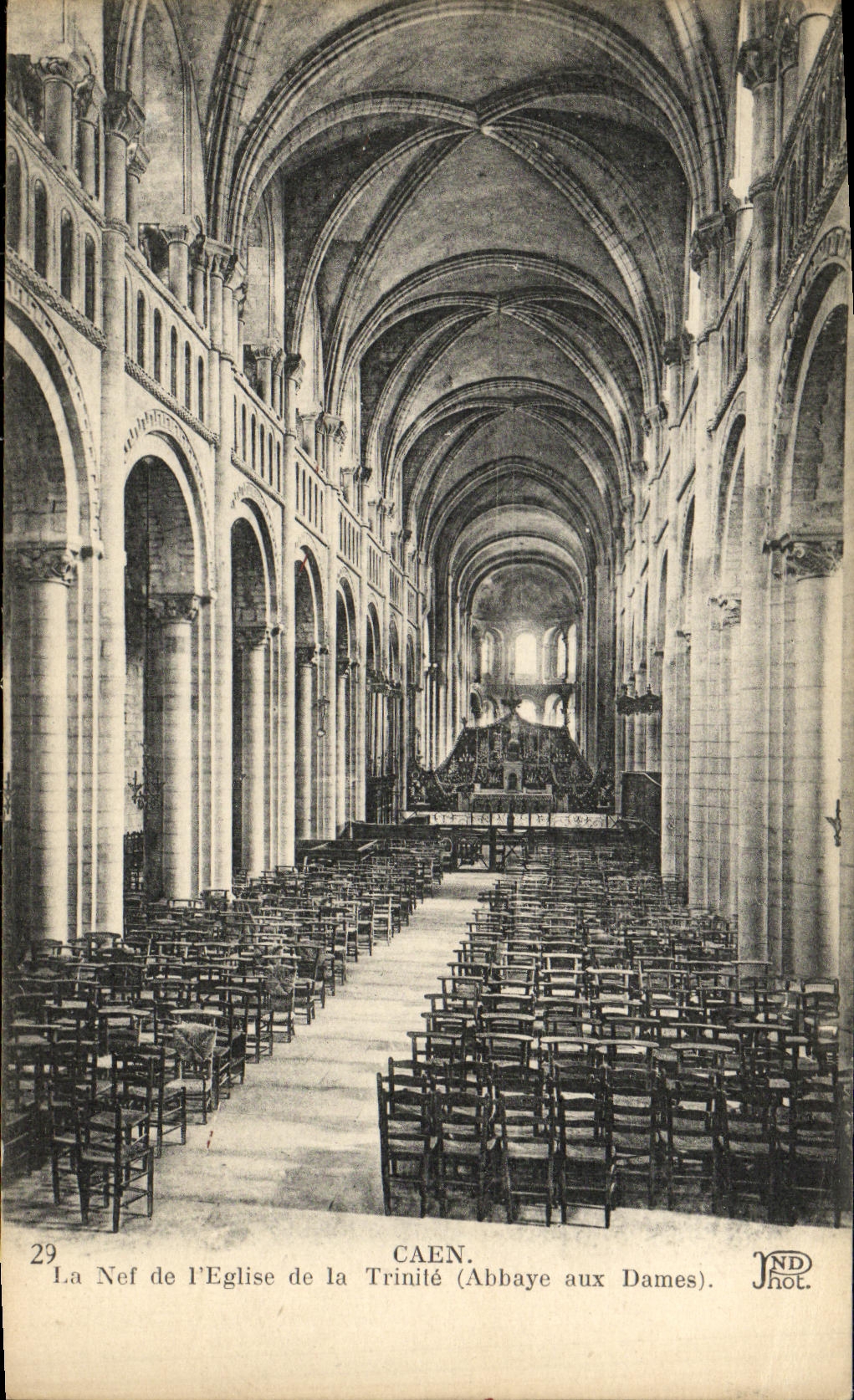 La Nef de l'Église de la Trinité (Abbaye aux Dames) — Caen — JND Phot.
