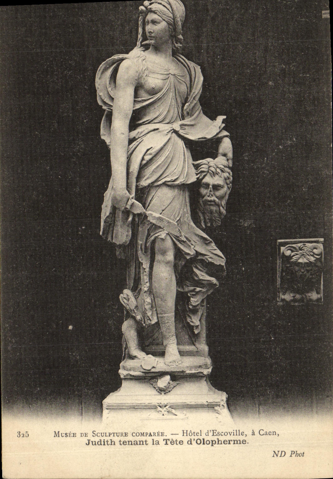 CPA Caen Musee De Sculpture Compares Judith Tenant la tete d olopherme 