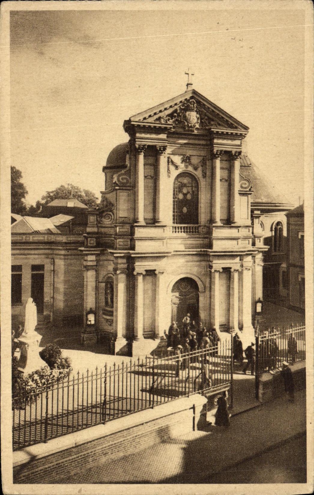 La Chapelle des Carmélites de Lisieux — Façade — CPAPHIL n°39.A