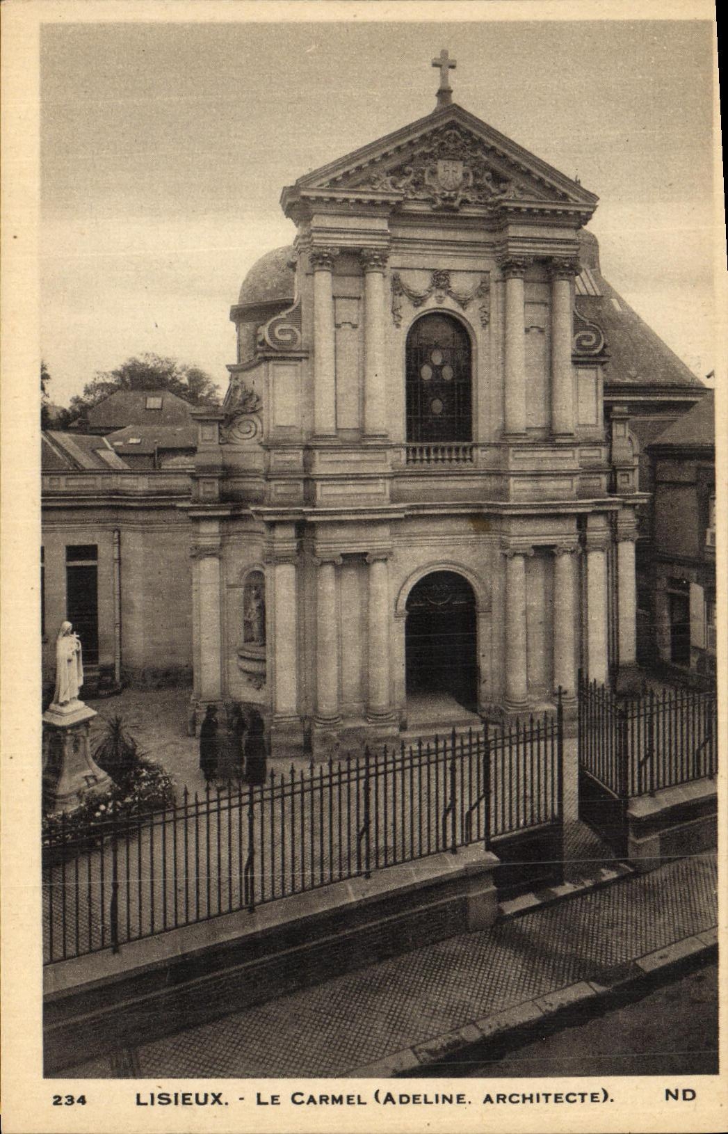 CPA Lisieux Le Carmel 
