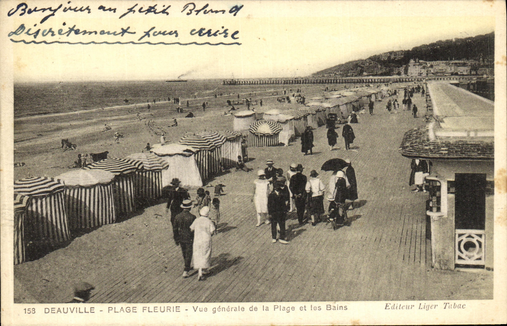 Deauville - Plage Fleurie - Vue générale de la Plage et les Bains — Editeur Liger Tubac, n°158