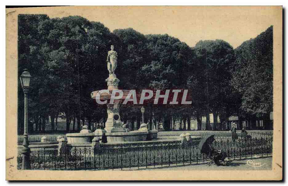 Bayeux - Place du Château - La Fontaine — Cim, n°14