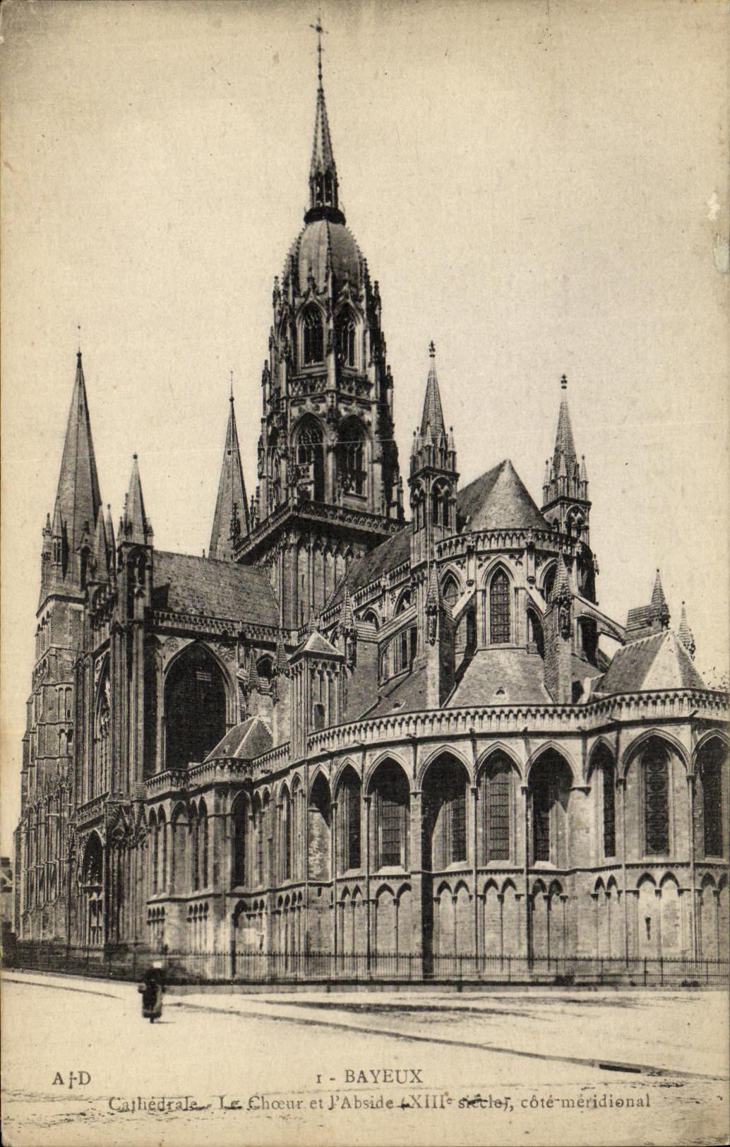 Cathédrale de Bayeux — Le Chœur et l'Abside, XIIIe siècle, côté méridional — AFD