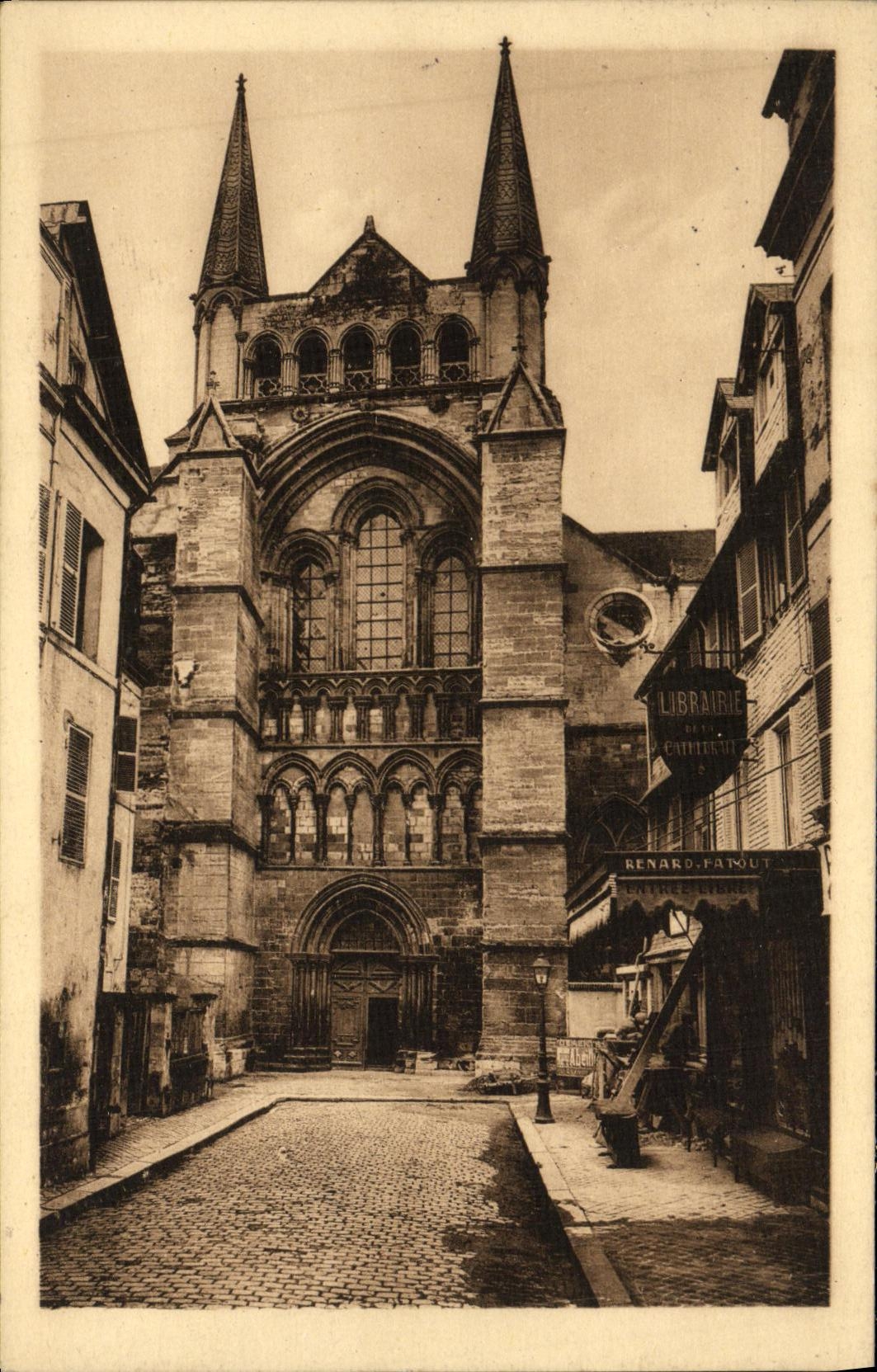 Lisieux - Portail de la Cathédrale Saint-Pierre — Cartes "La Cigogne"