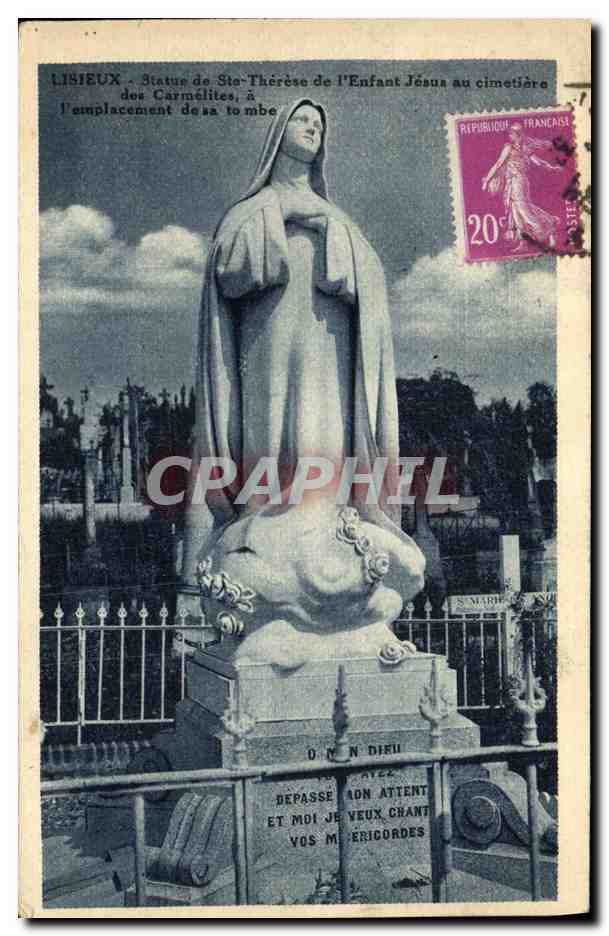 CPA Lisieux Statue de Ste Therese de l Enfant Jesus au cimetiere des Carmelites a l emplacement de sa tombe 