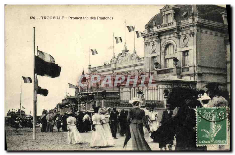 TROUVILLE - Promenade des Planches — Casino — éditeur V. Collin, n°126