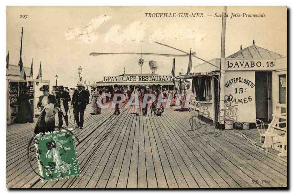 Trouville-sur-Mer — Sur la Jetée-Promenade — ND Phot. n°297