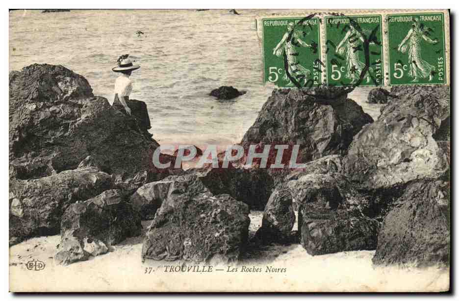 Trouville — Les Roches Noires — Éditeur E.P.D. n°37