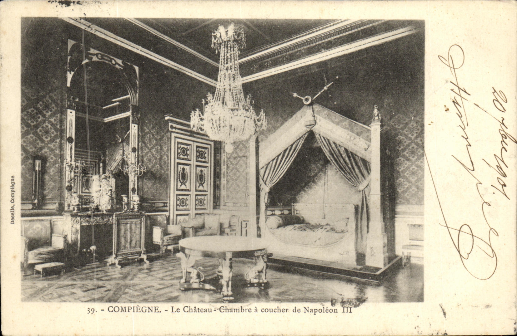 CPA Compiegne Le Chateau Chambre a coucher de Napoleon III