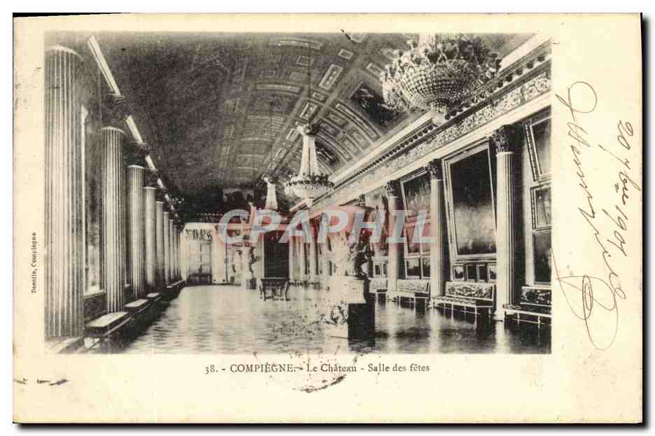 CPA Compiegne Le Chateau Salle des Fetes