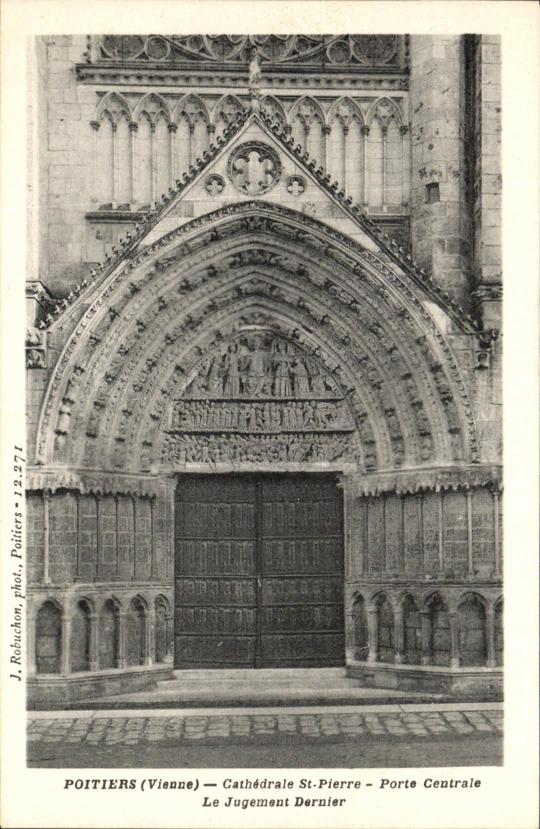 Poitiers (Vienne) — Cathédrale St-Pierre — Porte Centrale Le Jugement Dernier