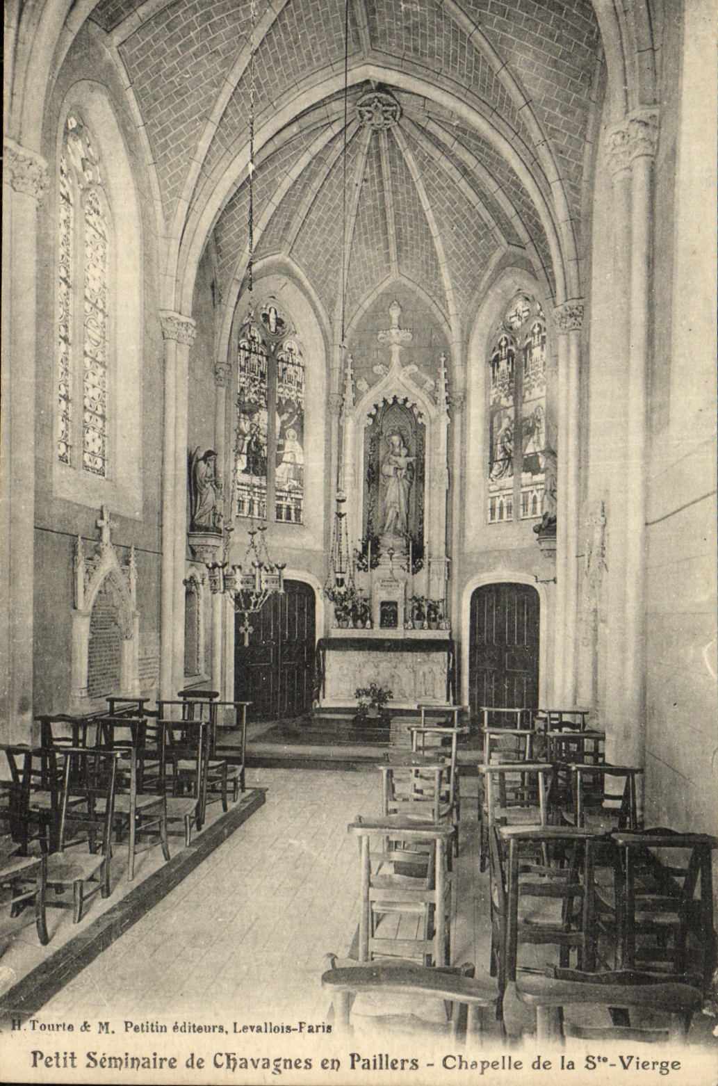 Chavagnes-en-Paillers — Chapelle de la Sainte-Vierge — H. Tourte & M. Petitlin éditeurs, Levallois-Paris