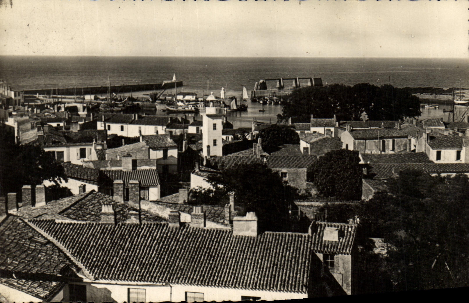 CPSM Ile D Yeu Le Vue Generale de Port Joinville