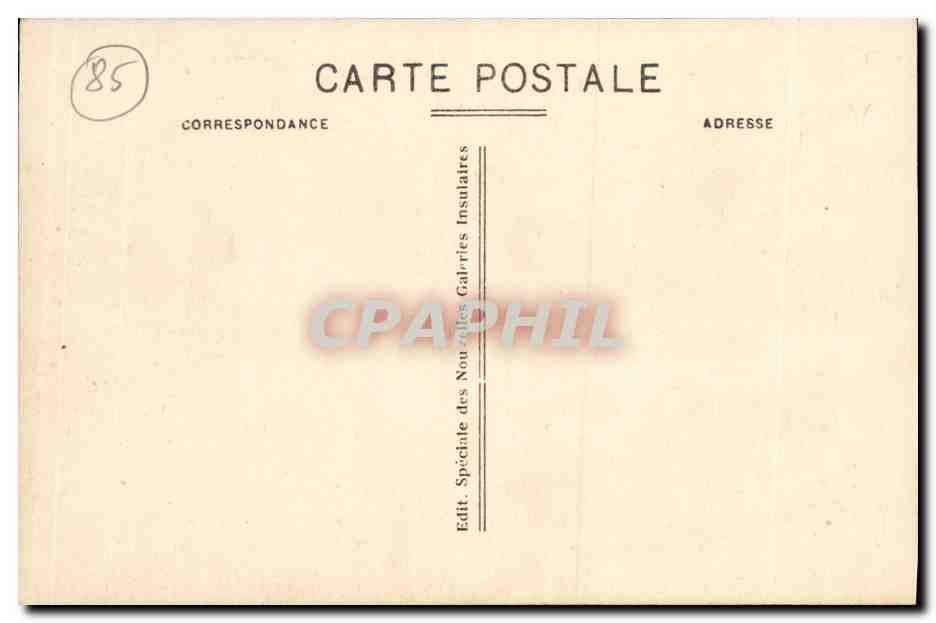 CPA Ile D Yeu facade de Port Joinville Bateaux  — Back