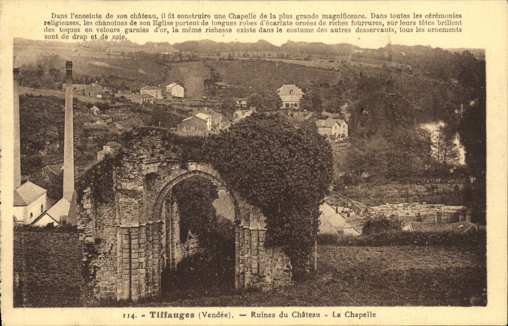 CPA Tiffauges Chateau de Barbe Ruines La chapelle 