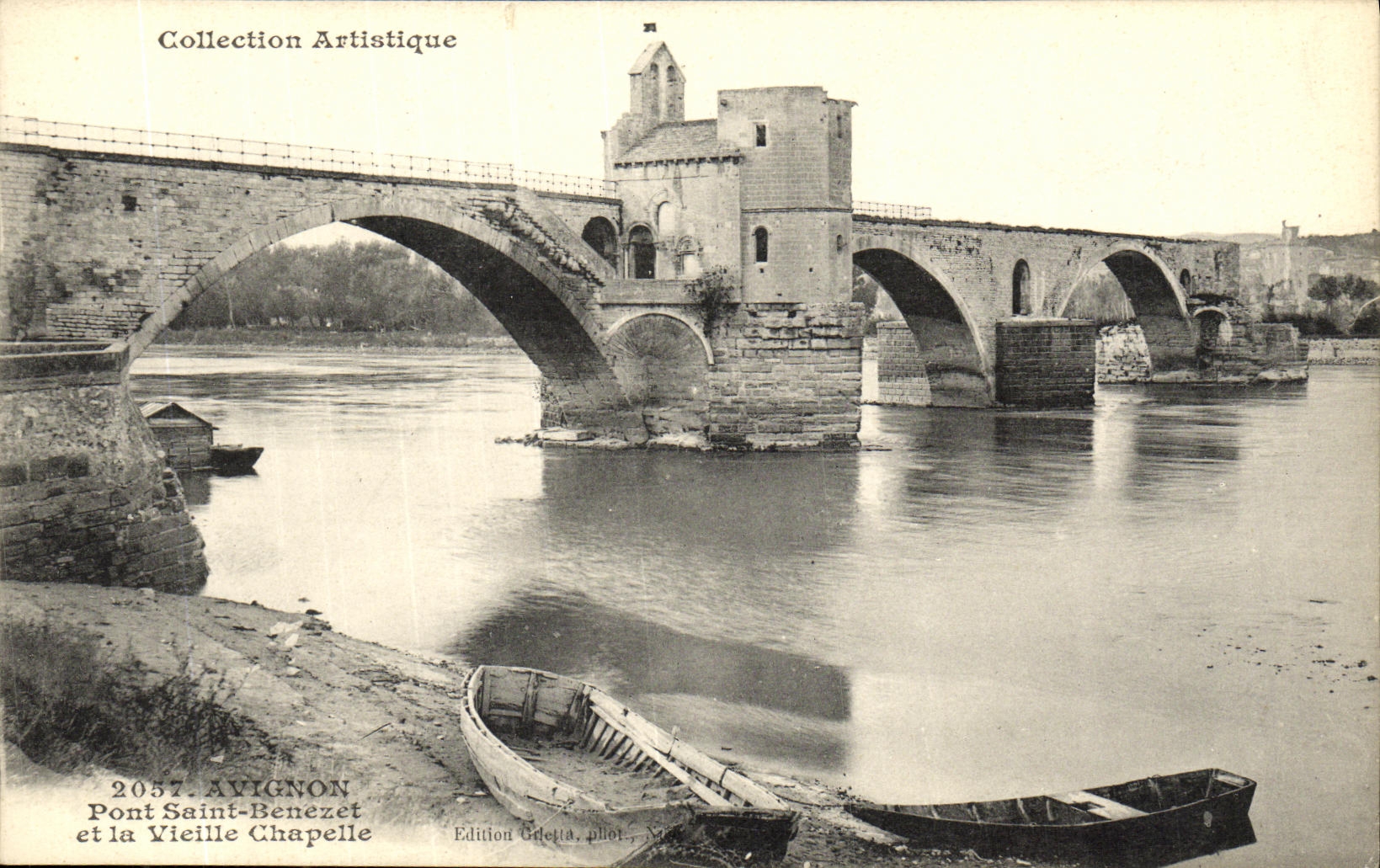 CPA Avignon Pont Saint Benezet et la vieille chapelle
