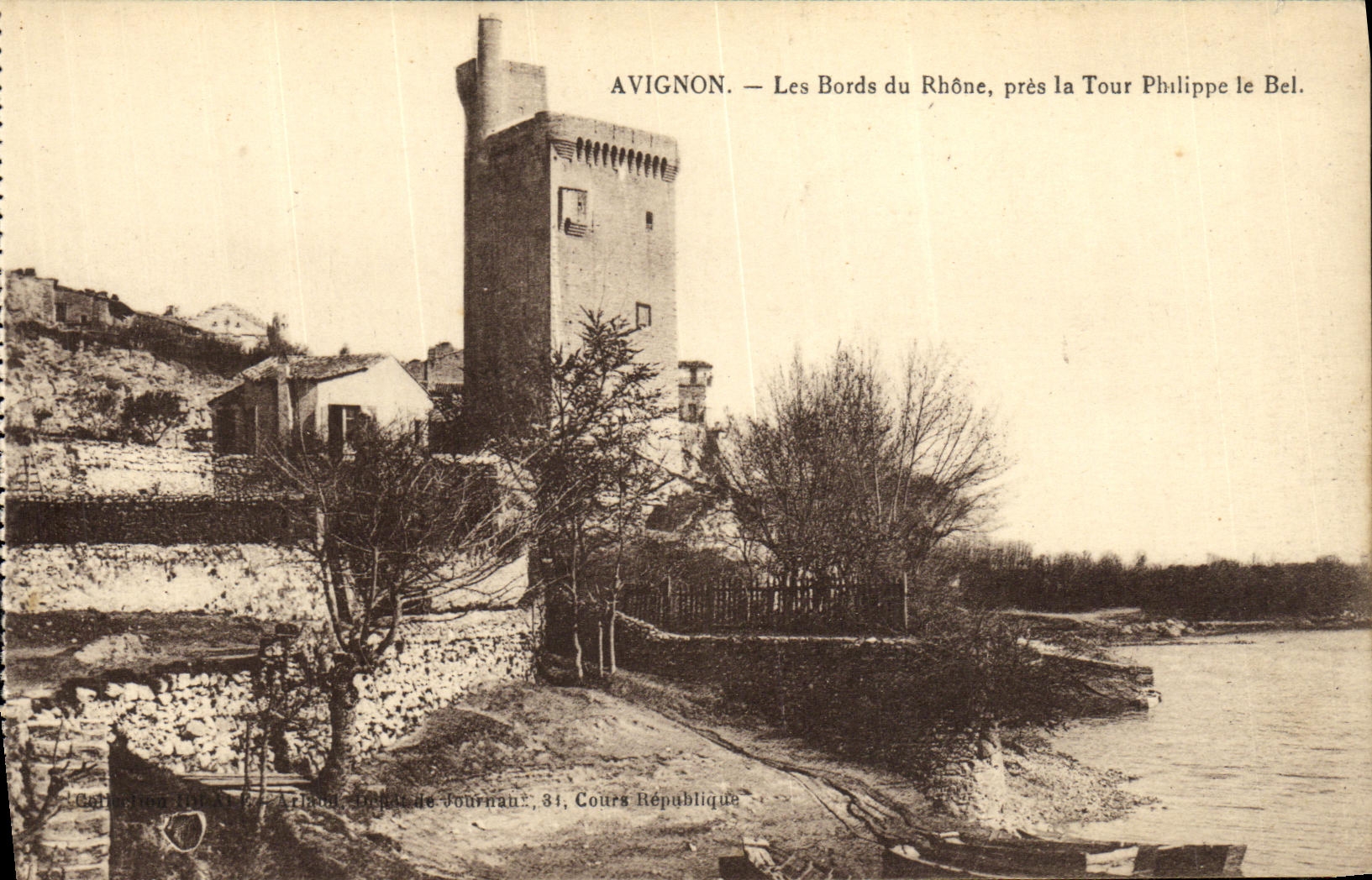 CPA Avignon Les Bords du Rhone pres la Tour Philippe le Bel