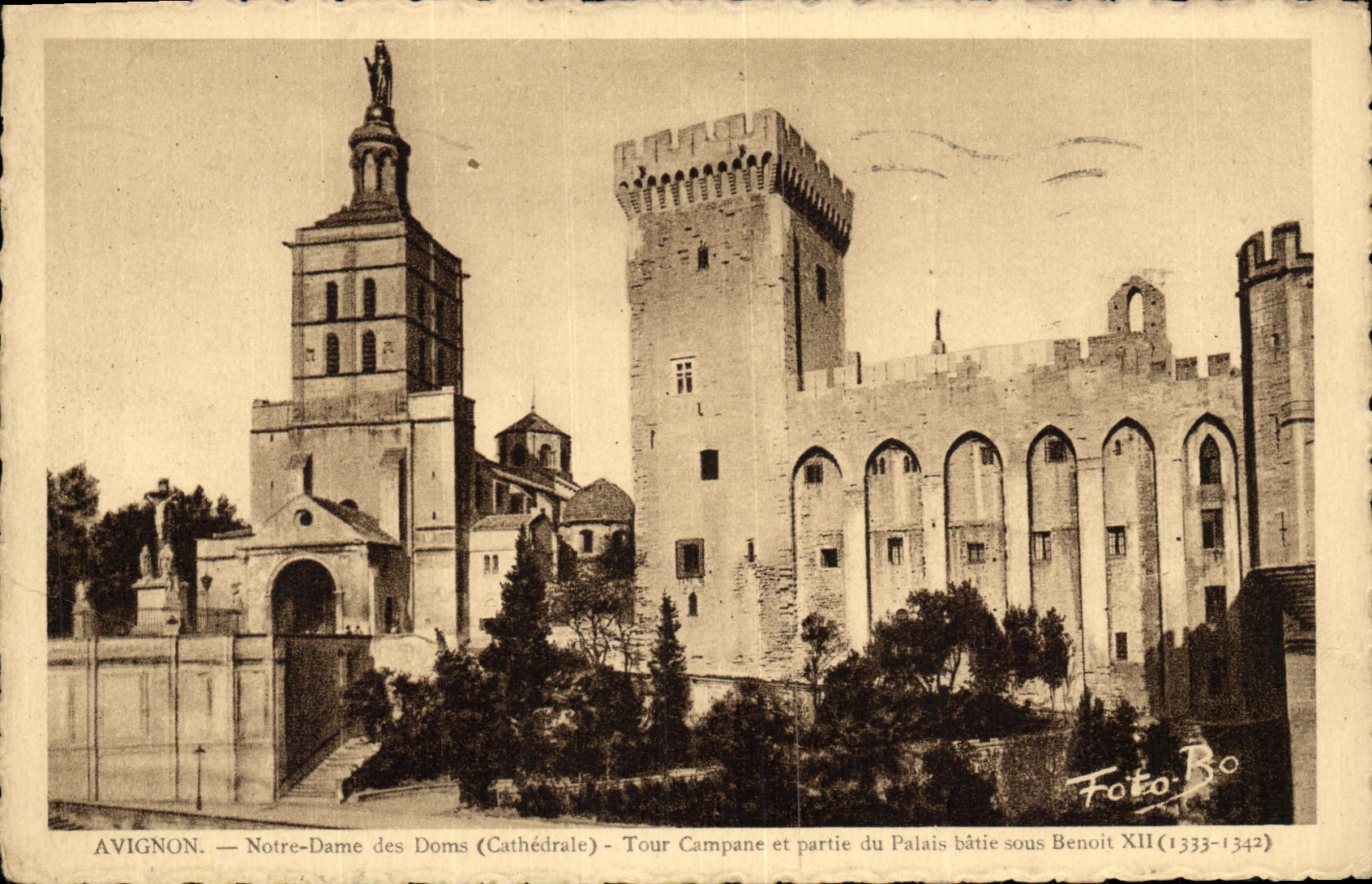 CPA Avignon Notre Dame des Doms Tour Campane
