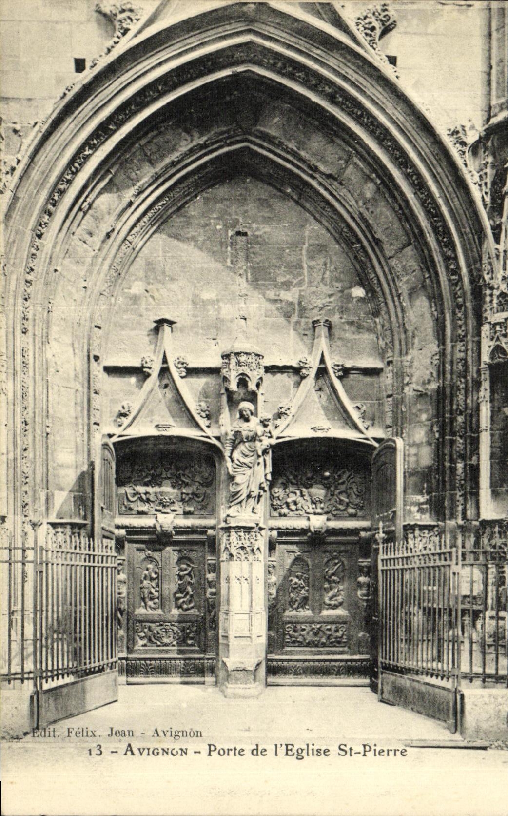 CPA Avignon Porte de L Eglise St Pierre