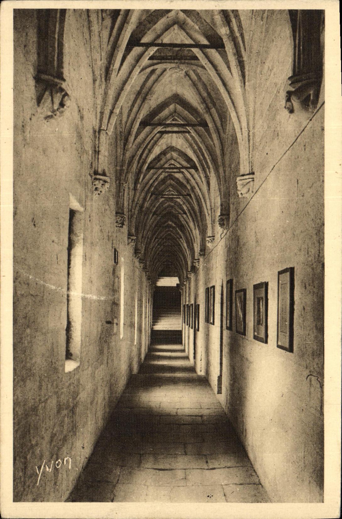 CPA Avignon Le Palais des Papes Galerie des grands dignitaires