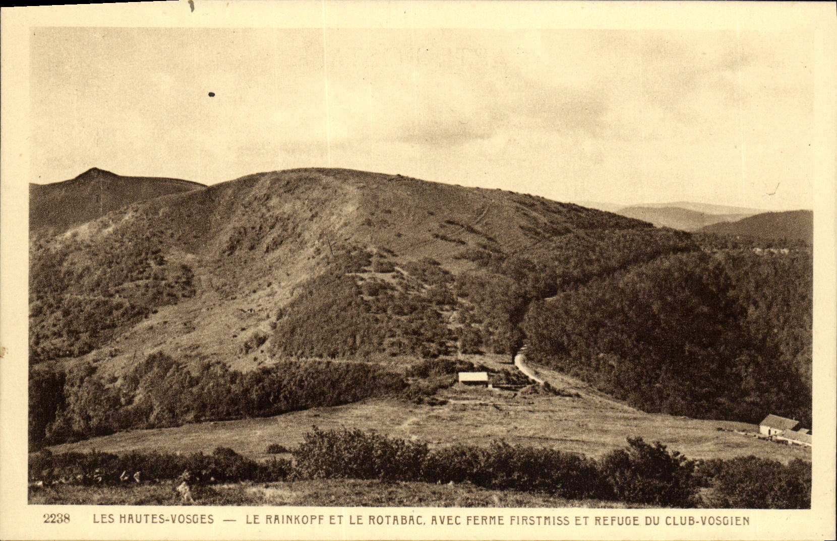 Les Hautes-Vosges — Le Rainkopf et le Rotabac avec ferme Firstmiss et refuge du Club-Vosgien — n° 2238