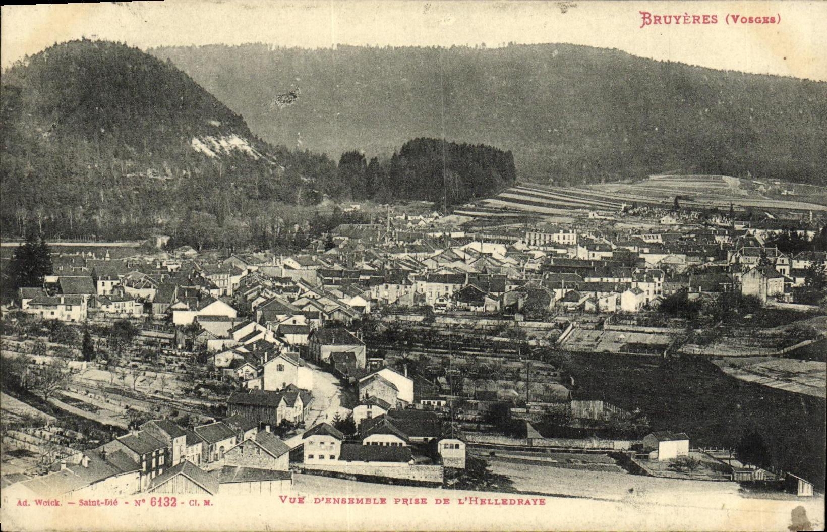 CPA Bruyeres Vue D ensemble prise de l Helledraye