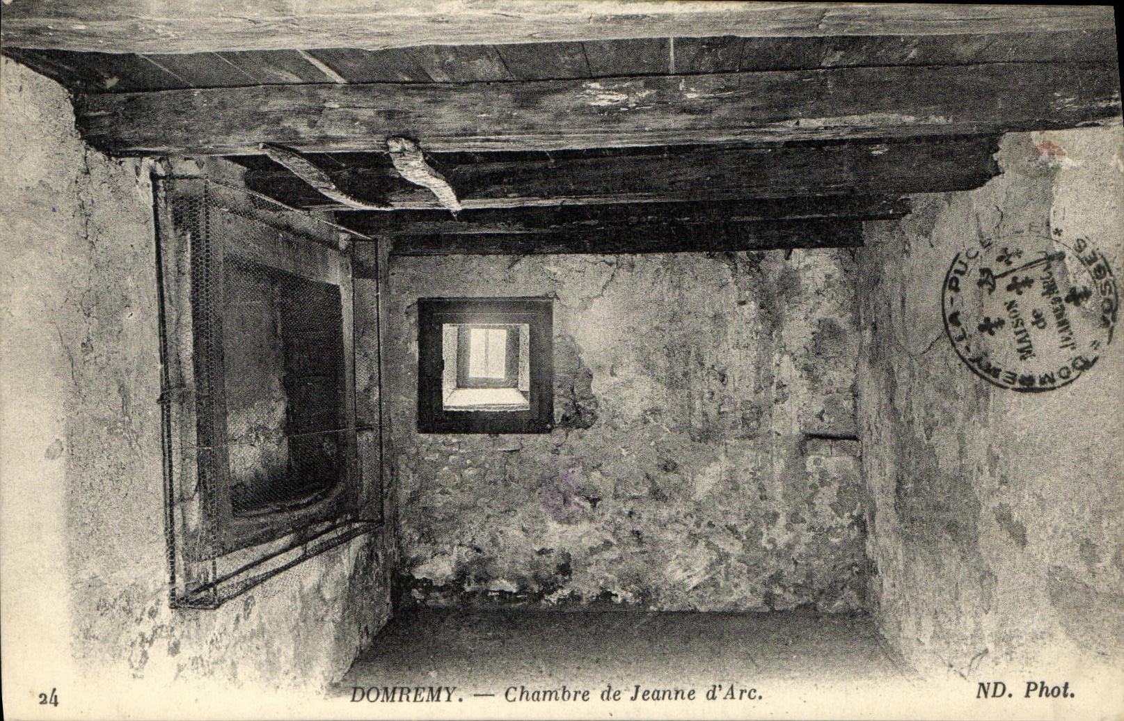 Domrémy — Chambre de Jeanne d'Arc — ND. Phot.