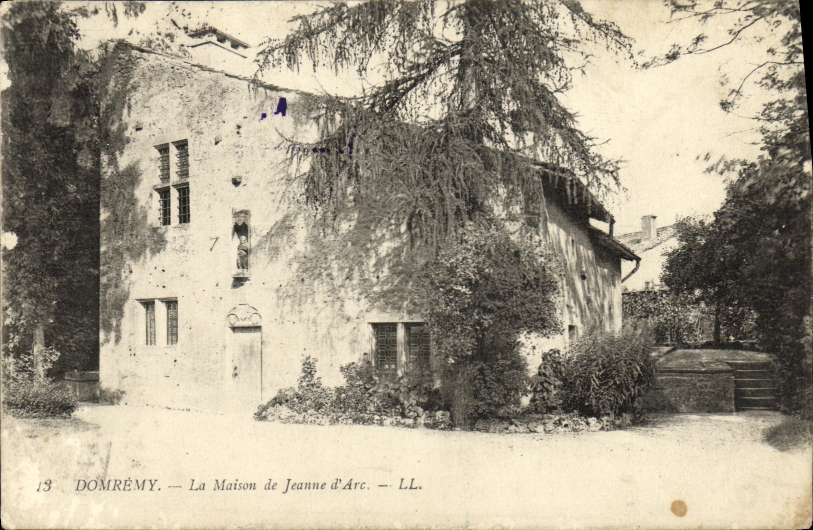 Domrémy — La Casa de Juana de Arco — LL. n°13