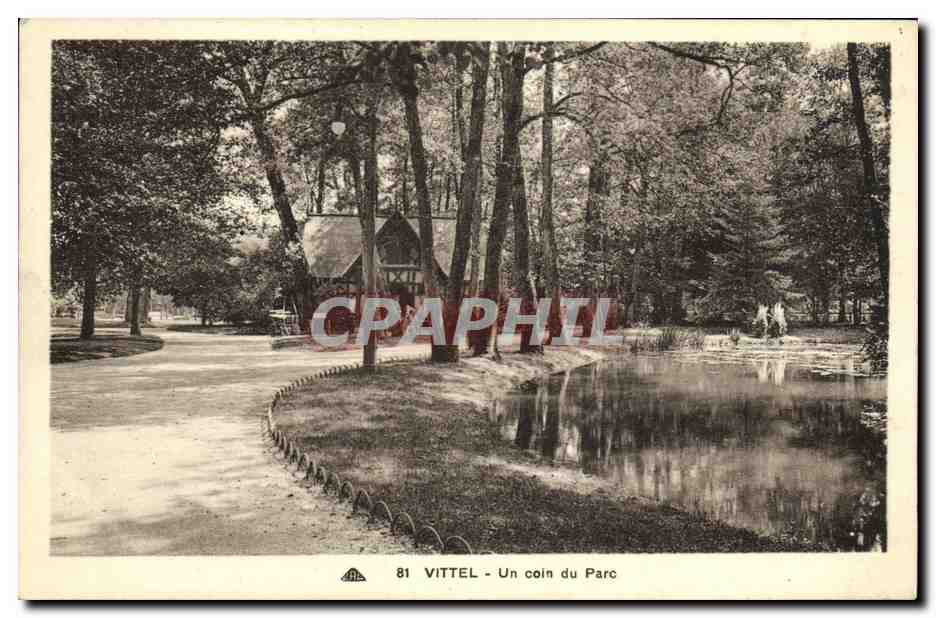 CPA Vittel Un Coin du Parc