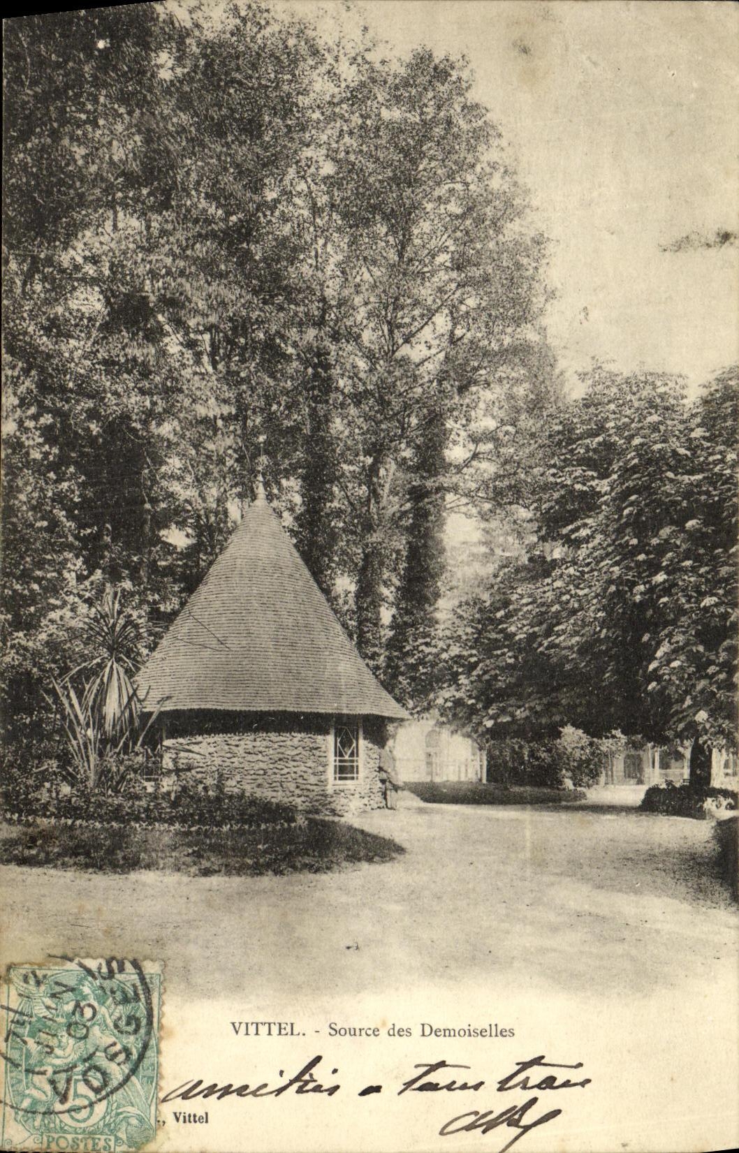 CPA Vittel Source des Demoiselles 