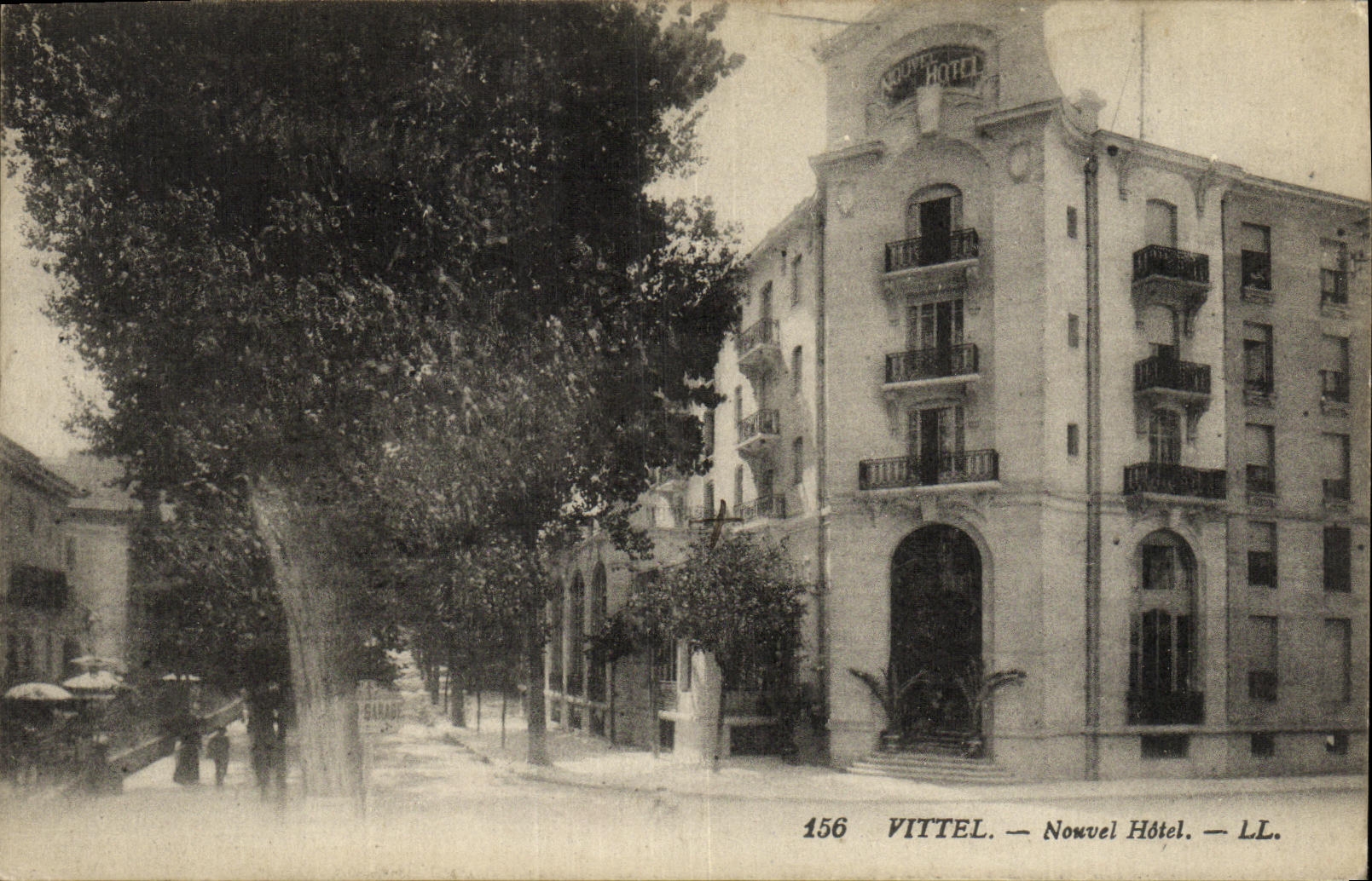 CPA Vittel Nouvel Hotel 