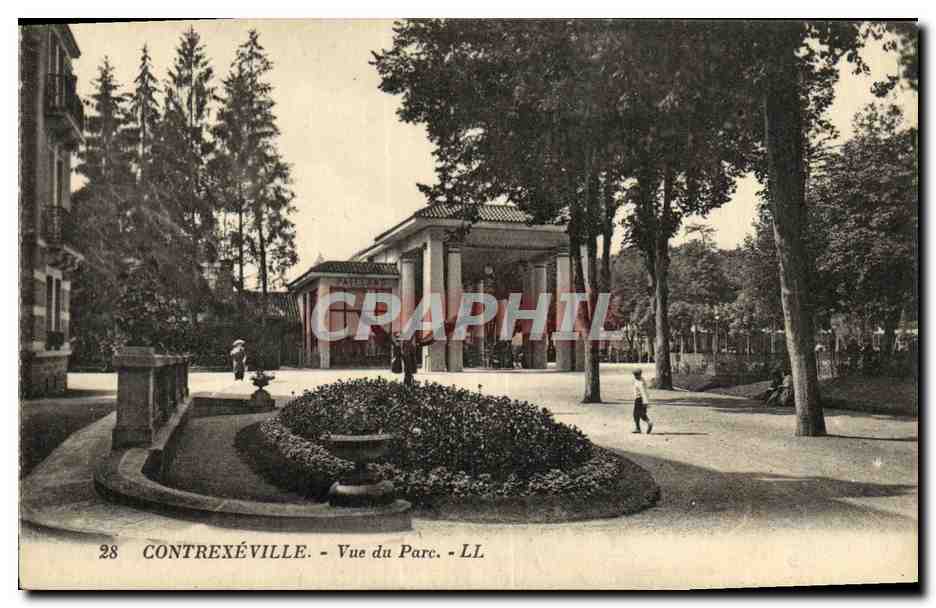 CPA Contrexeville Vue De Parc 