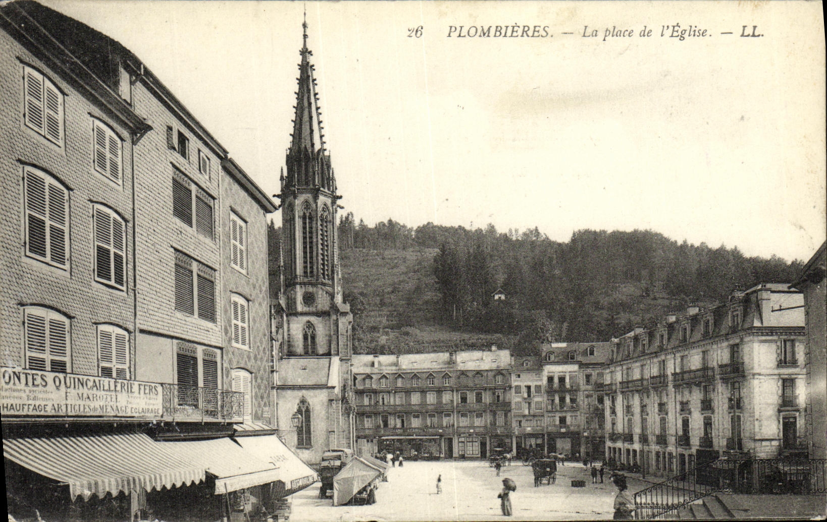 CPA Plombieres La Place de l Eglise
