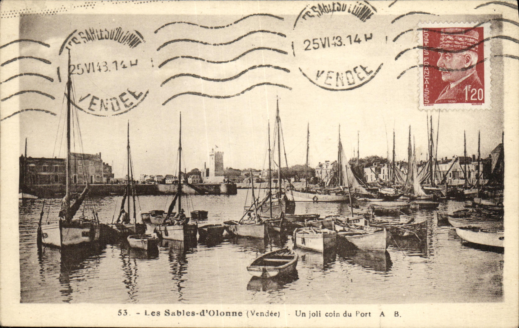 Les Sables-d'Olonne (Vendée) — Un joli coin du Port — A. B.