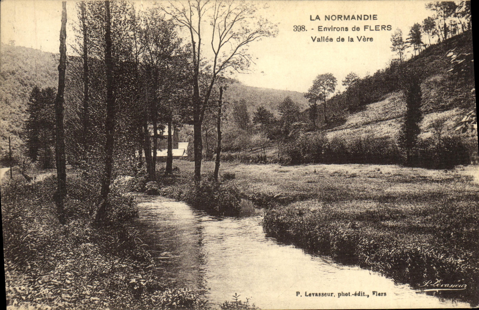 CPA Environs de Flers Vallee de la Vere 