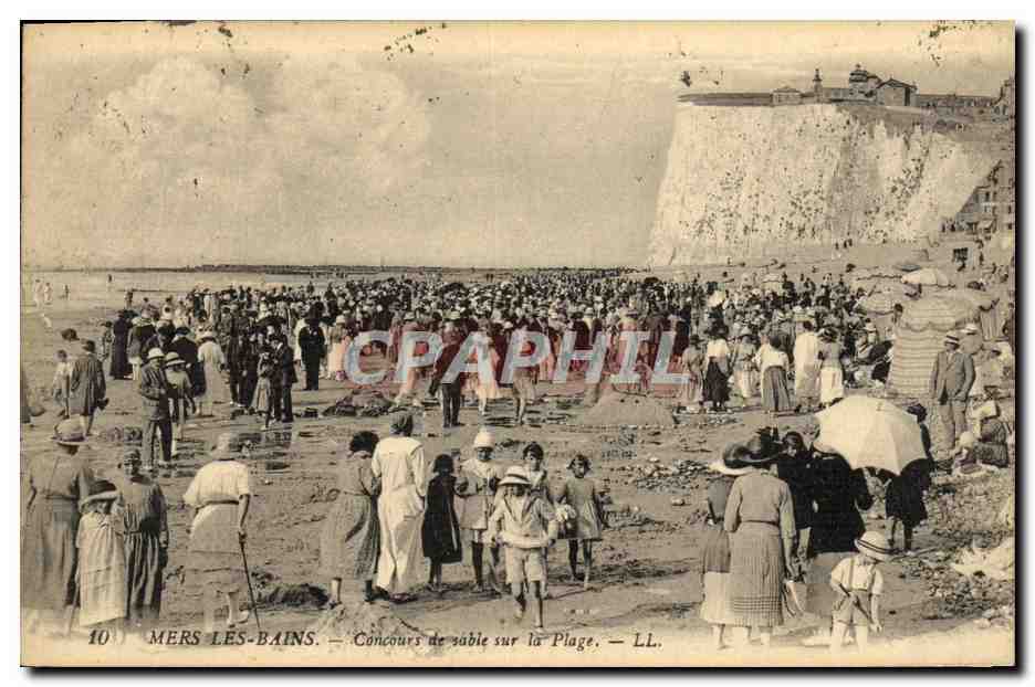 CPA Mers les Bains Concours de Sable Sur La Plage
