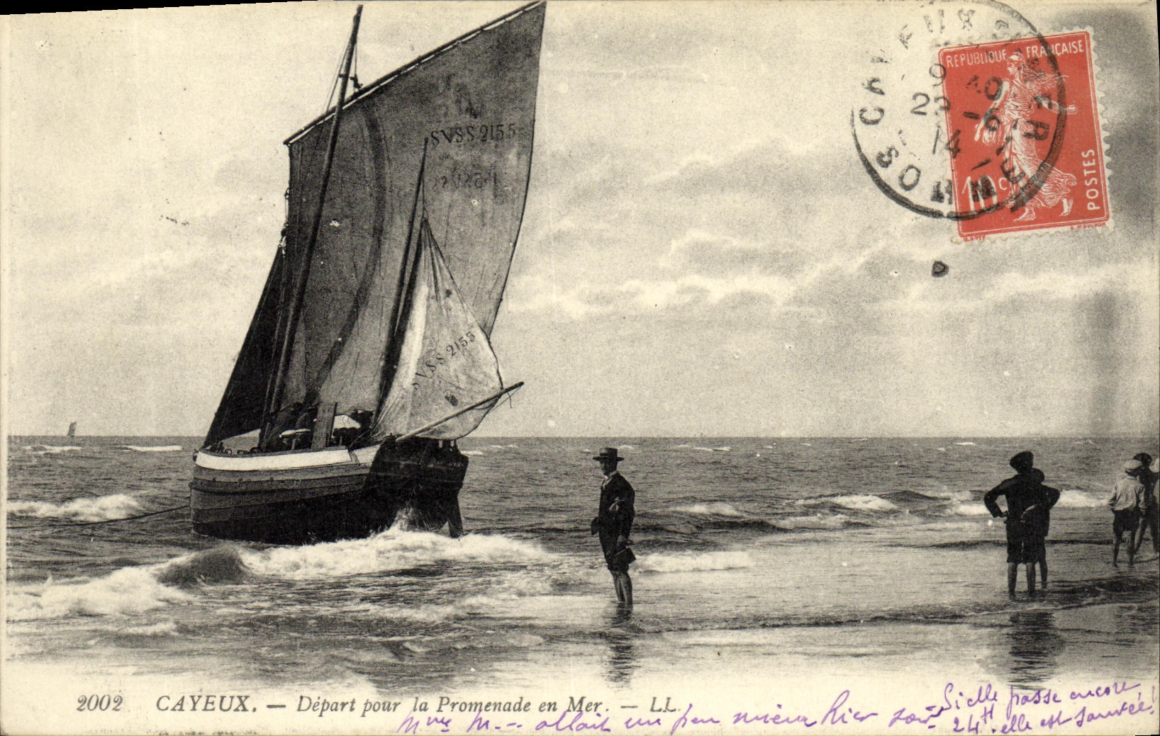 CPA Cayeux Depart Pour La Promenade En Mer Bateay Voilier